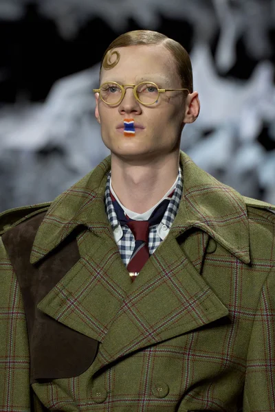 Look 123